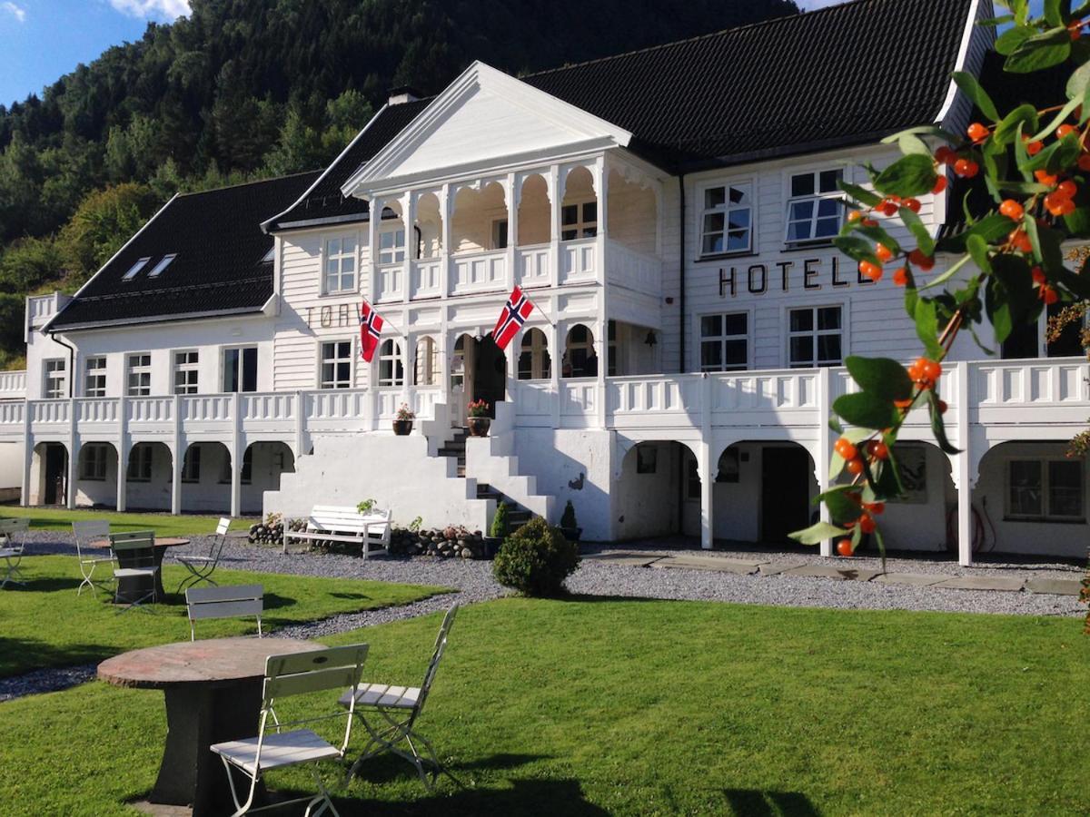 Torvis Hotel Luster Exteriér fotografie